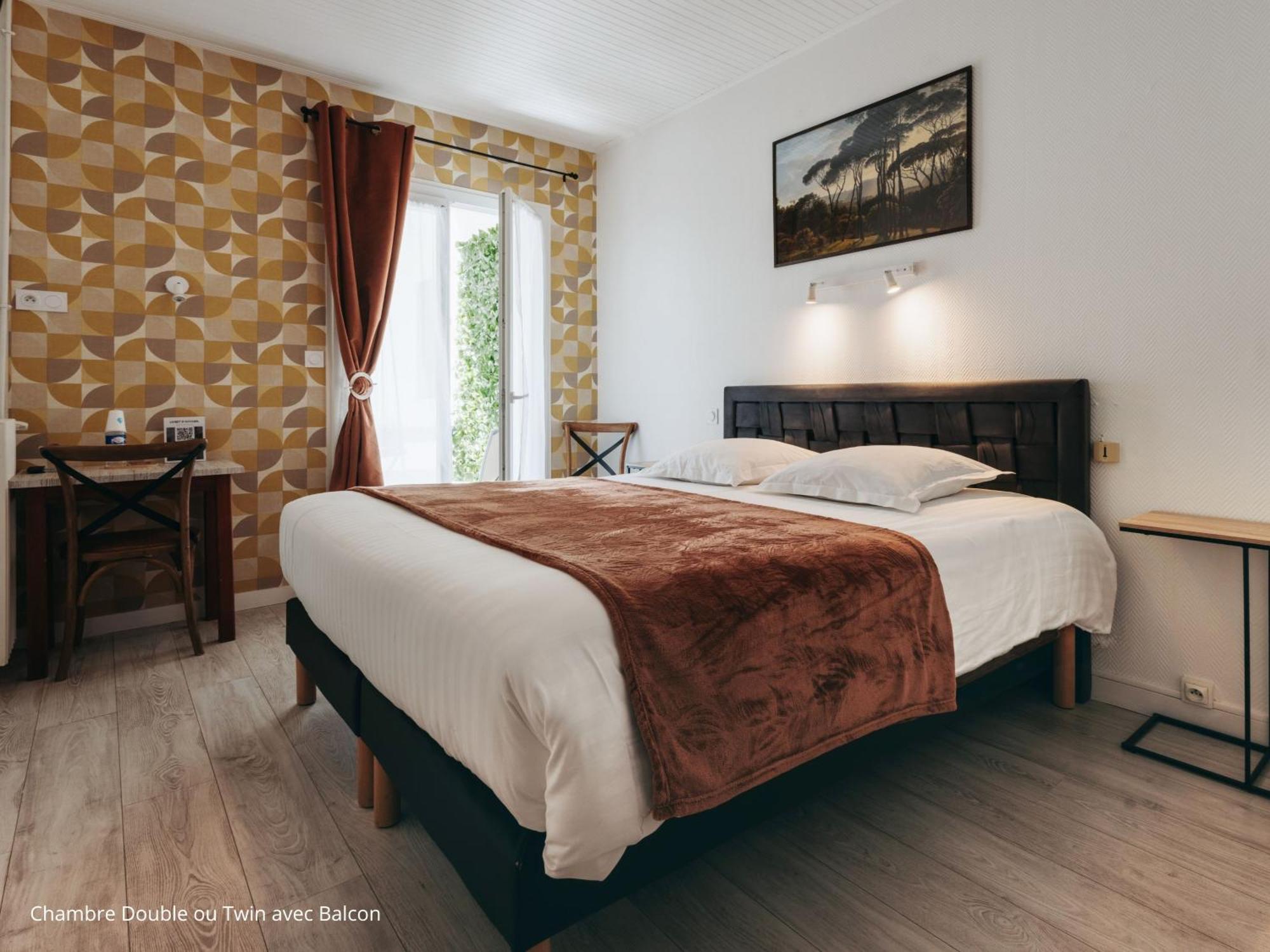 Deluxe Double Room Balcony