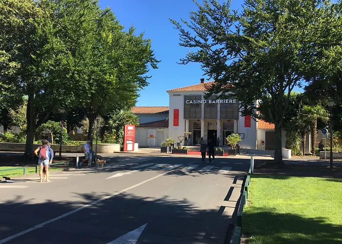 Accostage Hôtel Plage de la Concurrence La Rochelle 