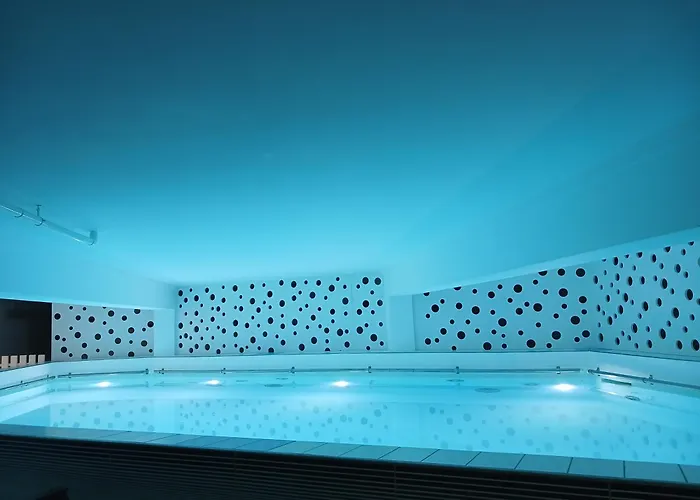 Logis Hotel Le Rochelois La Rochelle 